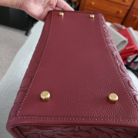 Coach Field Tote - Large - Picture 12 of 16